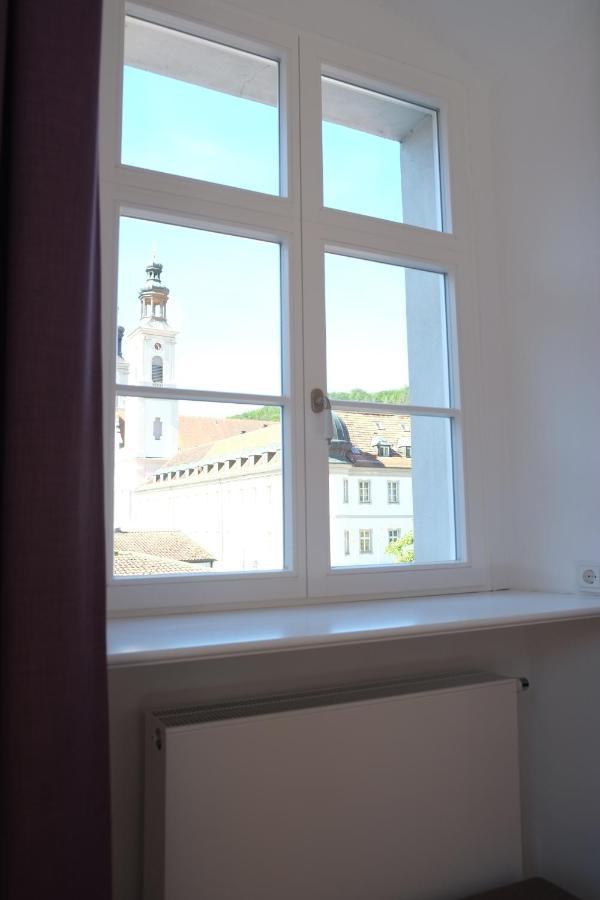 65qm Wohnung Klosterblick im historischen Pfarrhaus Pielenhofen Exterior foto